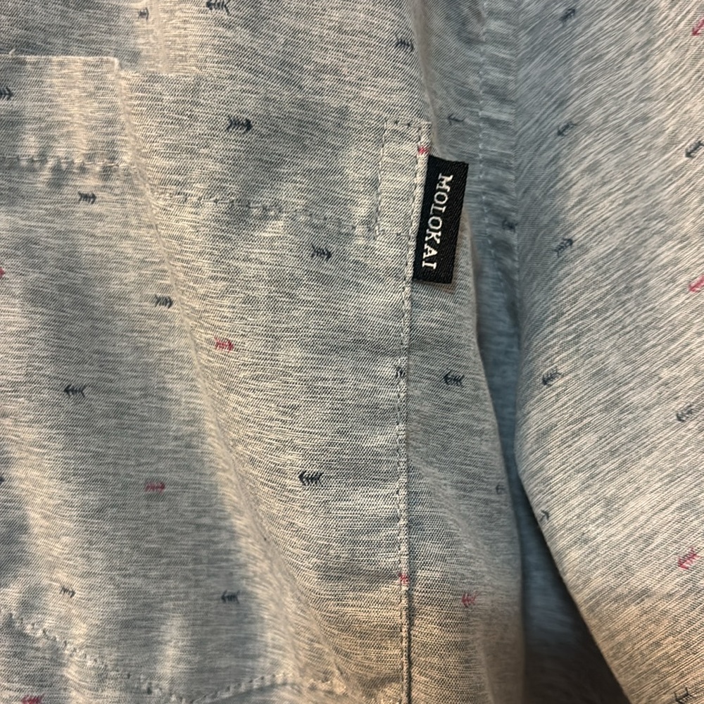 Molokai Short Sleeve Button Down Size Large - image 3